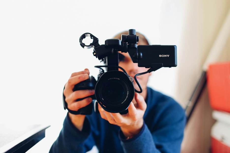 Digital Asset Management: The New Infrastructure for Tech Journalism