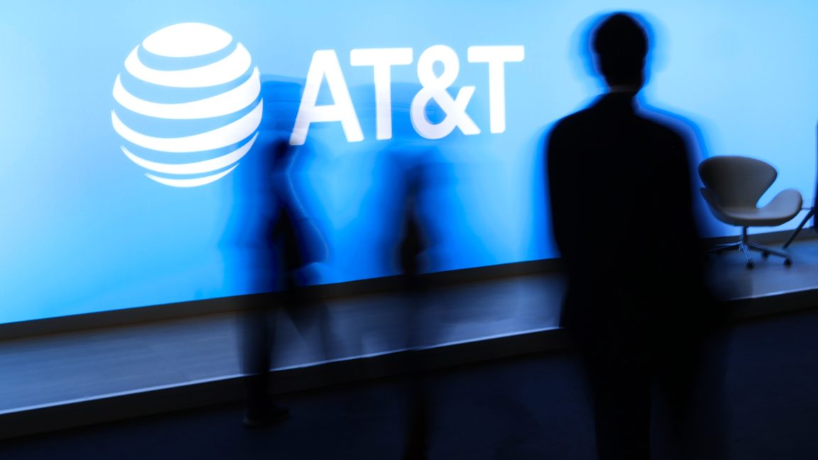 미 대법원의 행정 권력 제동: FCC 벌금의 '비구속성' 인정과 헌법적 파장