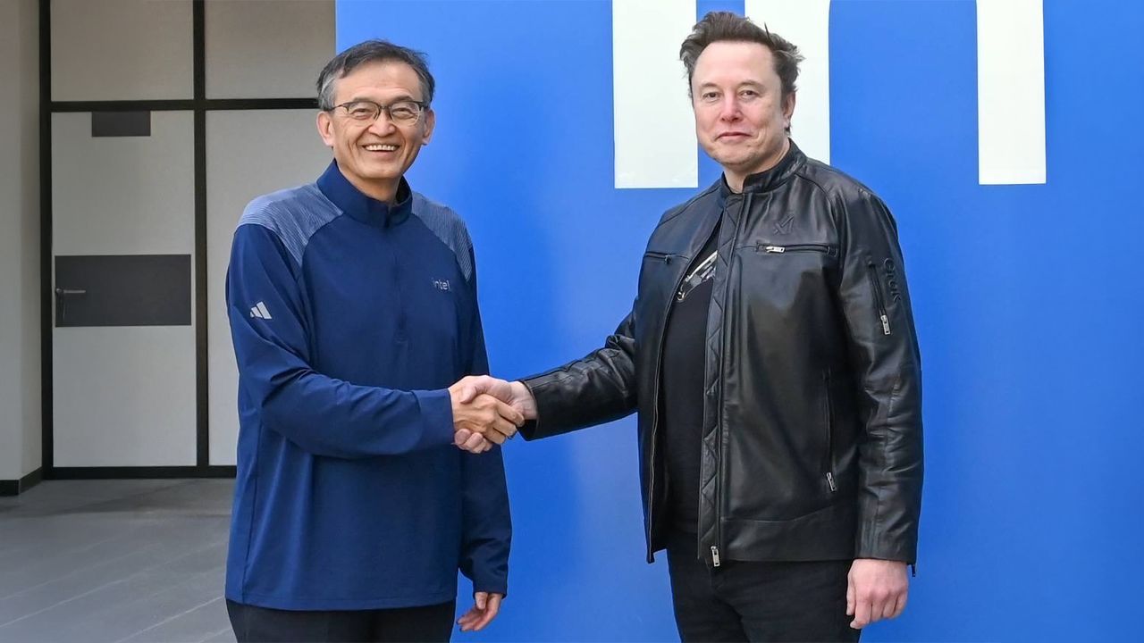 머스크의 테라팹: 인텔 14A와 스페이스X의 파운드리 진출이 갖는 의미