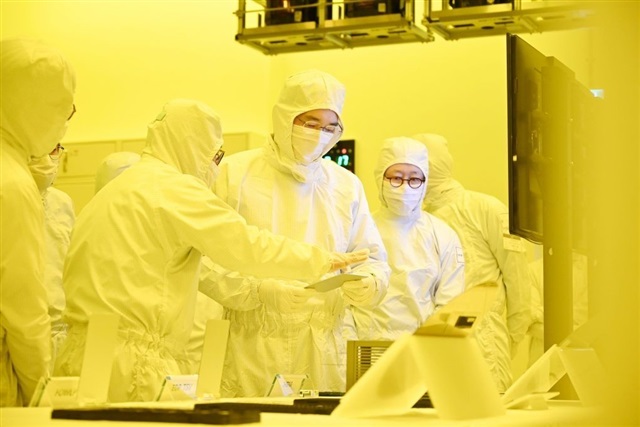 삼성전자와 SK하이닉스의 전략 전환: P5 공장을 중심으로 한 NAND 증산 사이클 재개