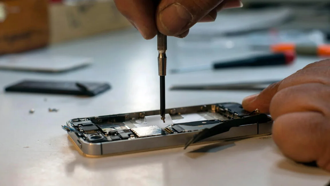 콜로라도주 수리권(Right-to-Repair) 법안 유지: 제조사 주도 폐기 시도 좌절