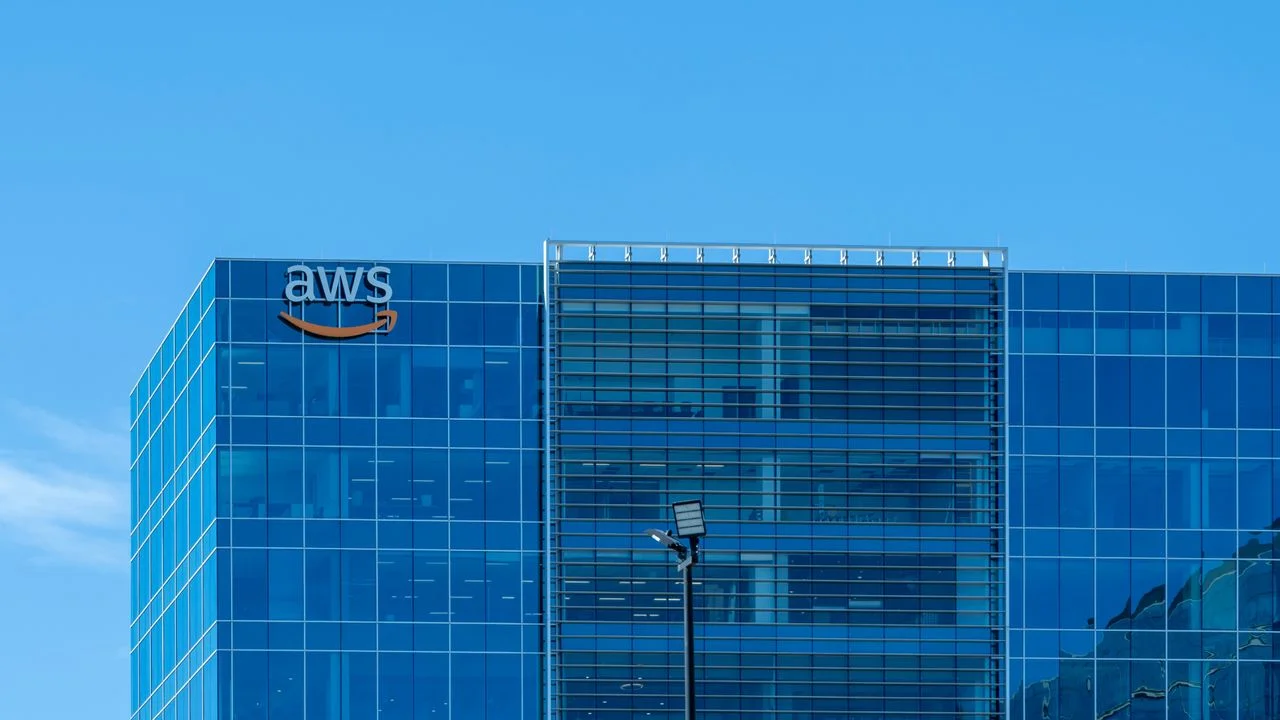Amazon Middle East Data Centers Crippled by Iran Strikes: The Fragility of Global Cloud Infrastructure