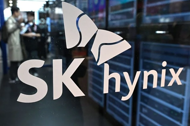 빅테크의 전략적 자본 투입: SK하이닉스 AI 메모리 팹 및 EUV 리소그래피 자금 지원 제안