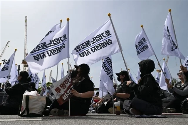 삼성전자 노사 협상 최종 결렬... 18일 장기 파업 시 글로벌 메모리 공급망 '비상'